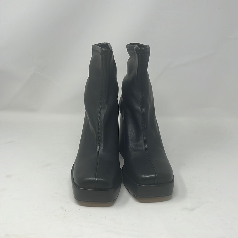 Zara Chic Black Leather Ankle Boots SZ 8.5